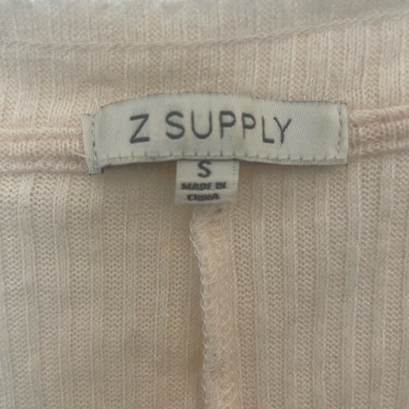 Z SUPPLY BUTTON TOP - Picture 2 of 2